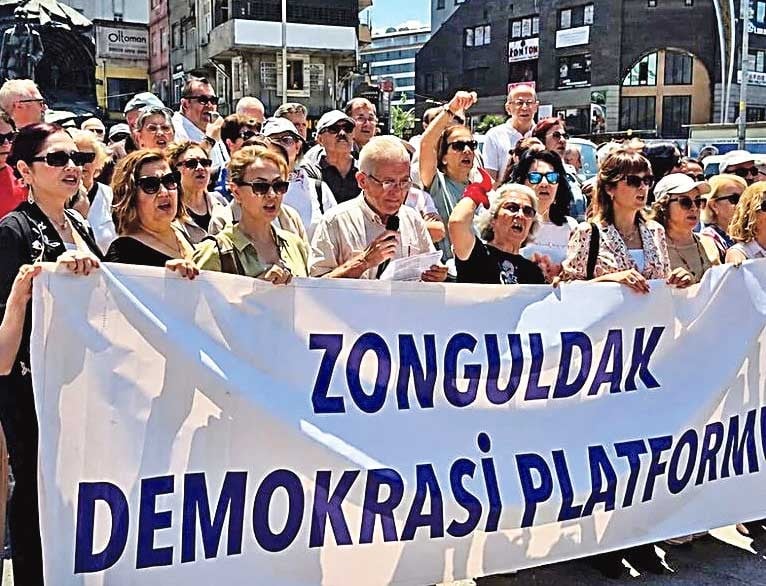 28 Şubat artıkları, hafızlık icazetini sindiremedi
