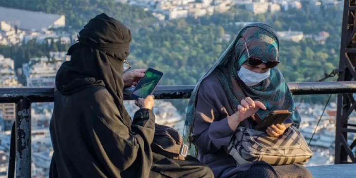 28 Şubat O ülkede hortladı! Kamusal alanda yüzü kapatan tüm giysiler yasaklandı