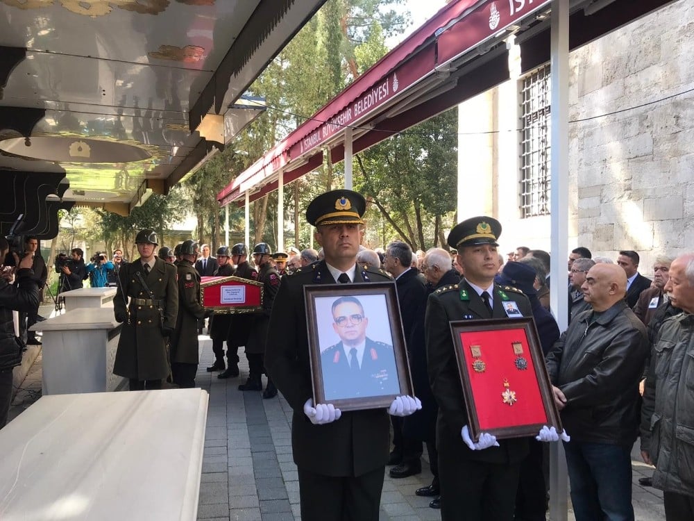 28 Şubat sanıklarından Hikmet Köksal’ın cenazesi defnedildi 