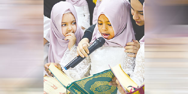 28 Şubatçı sendikaların Kur’an düşmanlığına sert tepki!