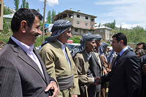 ‘CHP ve MHP turist gibi’