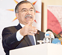 ‘2012’de, TSK’dan 3 bin 42 uzman ayrıldı’