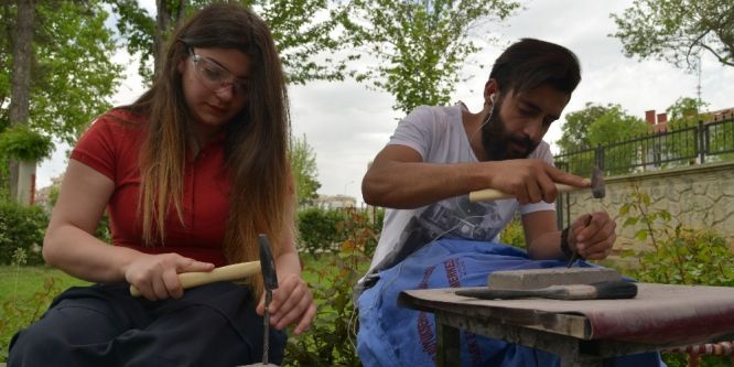 Diyarbakır’ın tarihi taşlara işleniyor