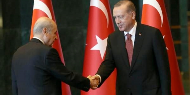 29 Ekim Resepsiyonu'nda Devlet Bahçeli'den bir ilk