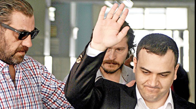 29 polise casusluktan gözaltı