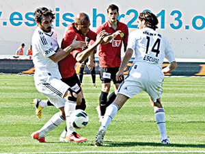 Kartal Avrupa biletini kaptı: 1-2