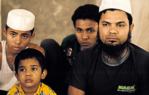 Yangonlu Müslümanlar tedirgin