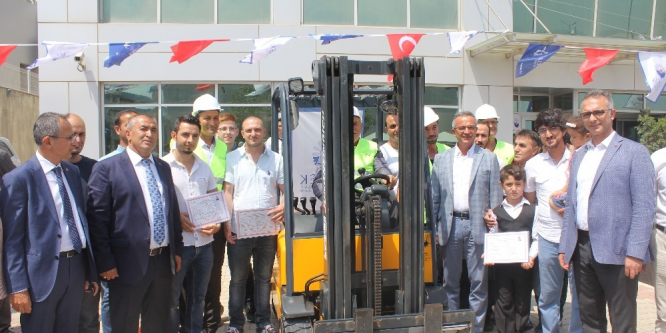 KO-MEK forklift kursu ilk mezunlarını verdi