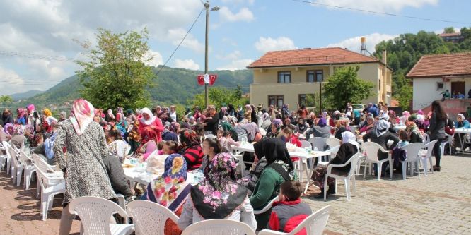 Elvanpazarcık beldesinde hıdrellez coşkusu