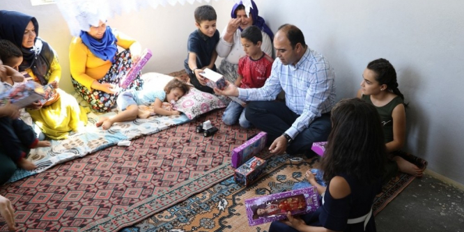 Başkan Çiftçi, vatandaşları evlerinde ziyaret etti