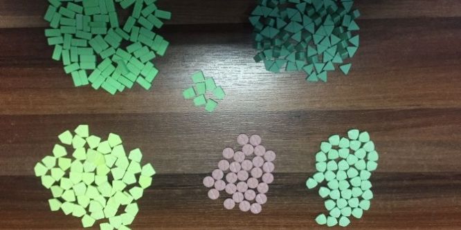 Zehir tacirleri yakayı ele verdi