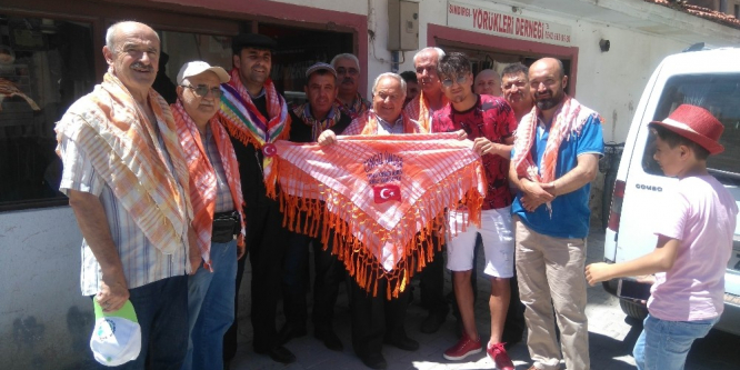 Cengiz Ünder, bayramı yörüklerle geçirdi