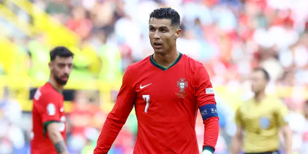 3-0'lık Türkiye galibiyeti sonrası Cristiano Ronaldo'dan dikkat çeken paylaşım!