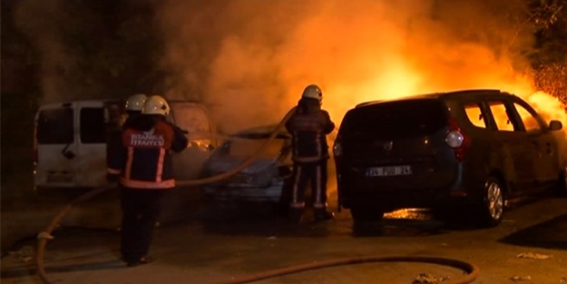 3 araç kundaklandı