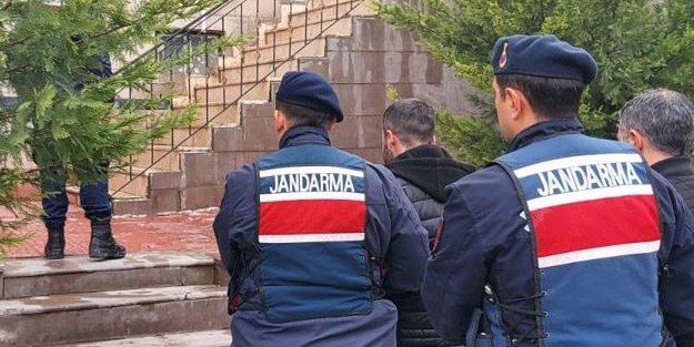  3 bin avroya satmak isteyen zanlılar yakalandı! Kayseri'de çaldıkları halıların değeri binlerce TL ediyor