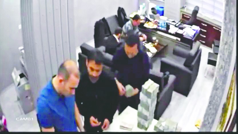 3 kişi ifadeye çağrıldı! Fondaş medya para sayma görüntülerini CHP’yi aklama yarışına çevirdi