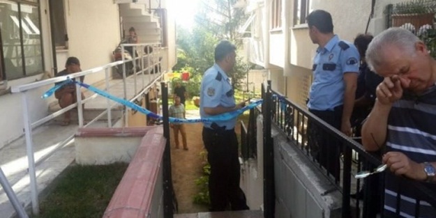 3 kişi ölü bulundu