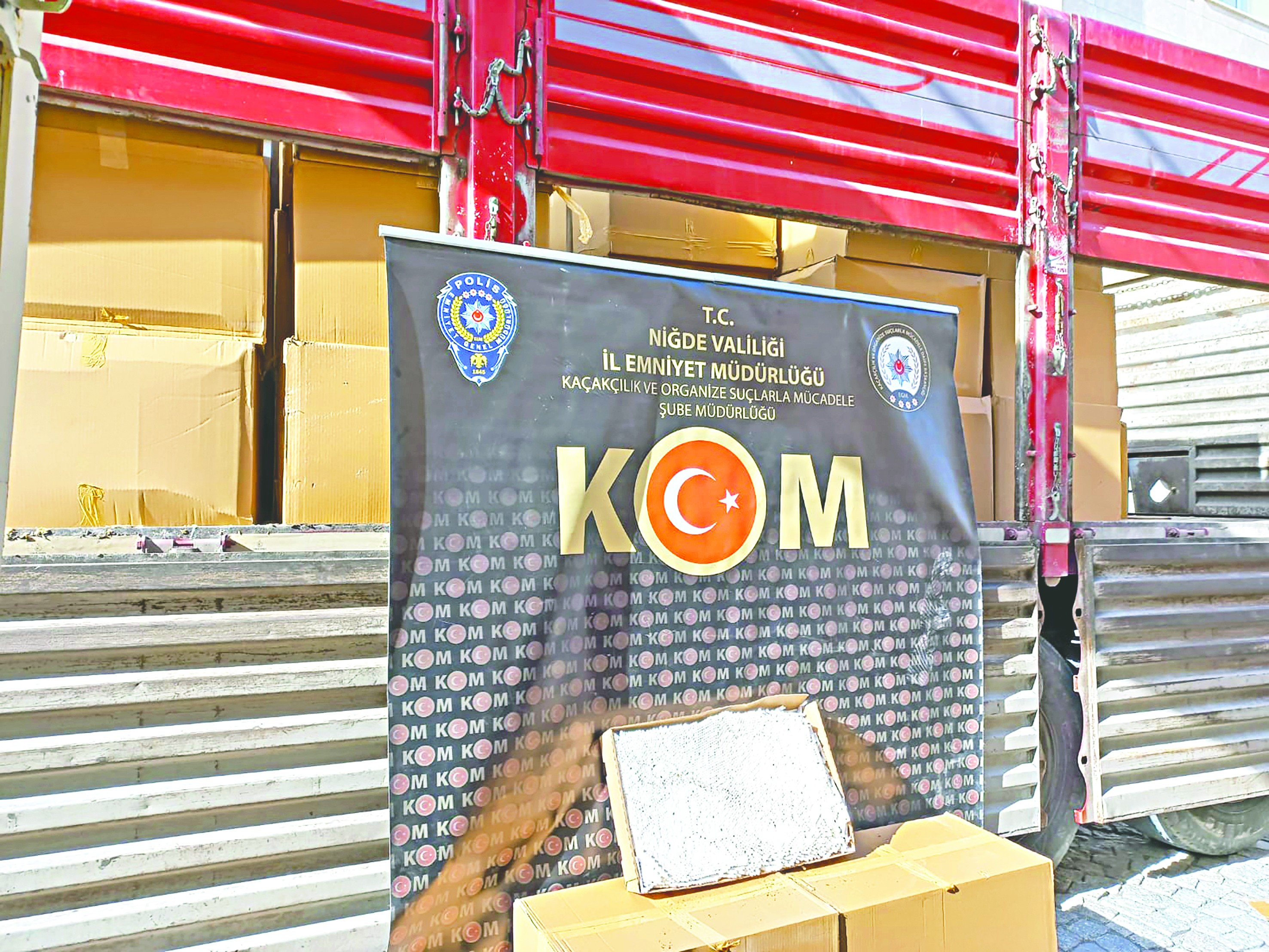 3 milyon 250 bin dolu makaron ele geçirildi