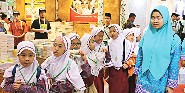 3 milyon 690 bin eser İslâmi Kitap Fuarı’nda