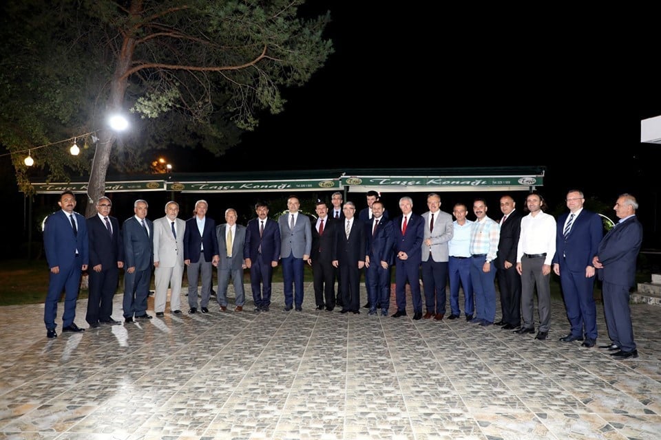3. Ordu Komutanı Orgeneral Savaş onuruna veda yemeği 