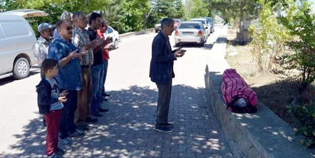 3 polisi şehit edenin cenaze namazı böyle kılındı