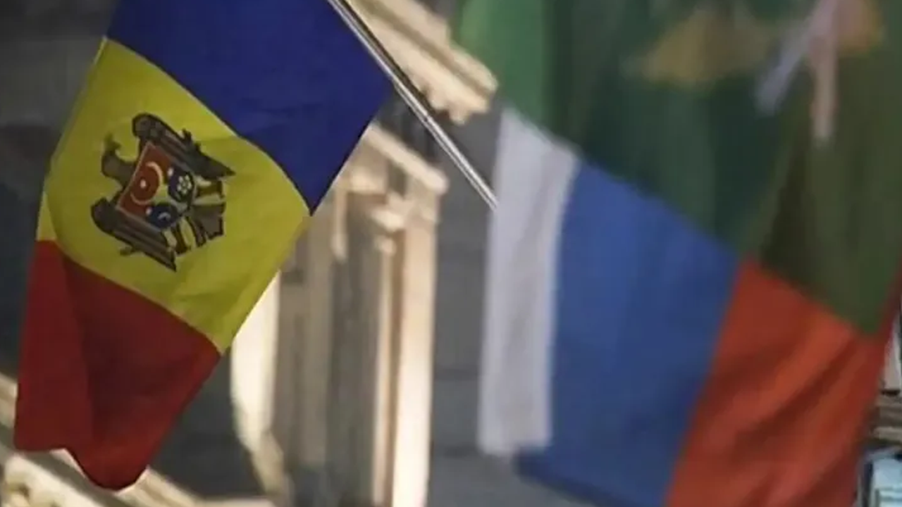 3 Rus diplomatı sınır dışı ettiler