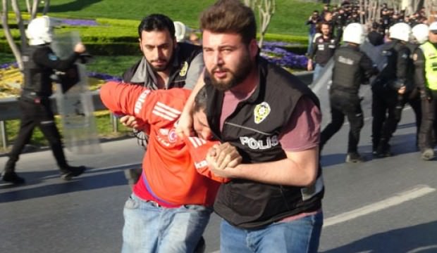 3 taraftar gözaltında!