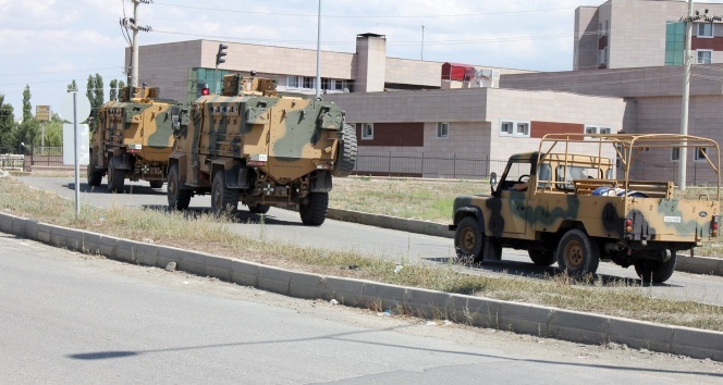 3 terörist öldürüldü