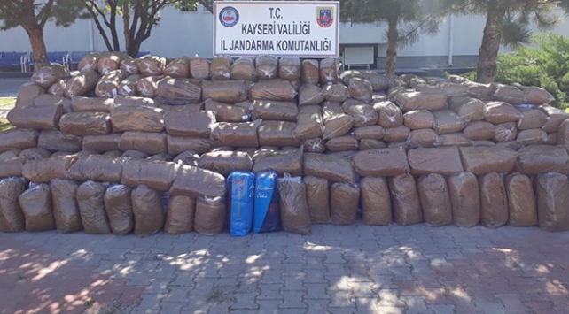 3 ton 750 kilogram kaçak tütün ele geçirildi