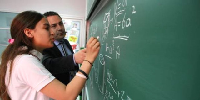 3 yıl görev yapan öğretmen yer değiştirebilecek