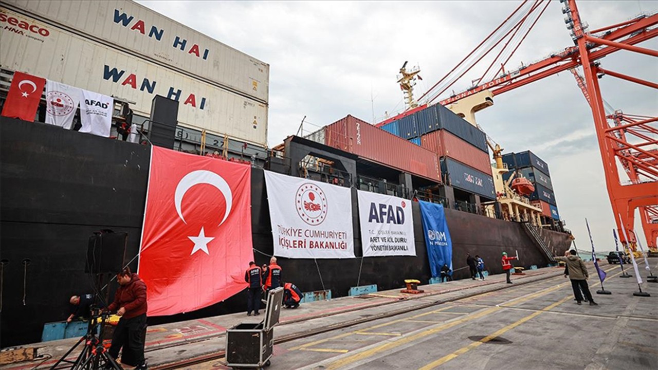 30 bin çadır Sudan’a ulaştı 5 kıtada, 84 ülkede Türkiye’nin eli var