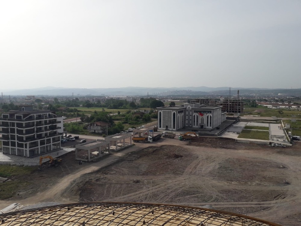 30 bin metre karelik meydan Kartepe’ye yakışacak 
