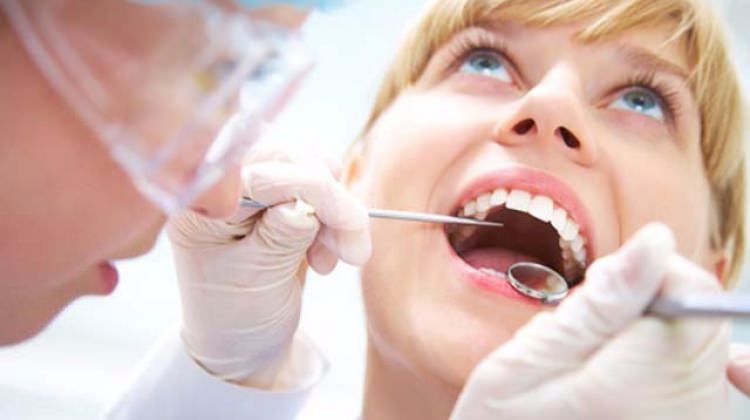 30 dakikada diş beyazlatma