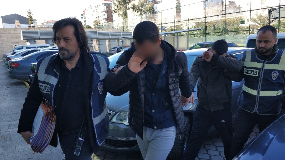 30 evden su saati hırsızlığı iddiasına adli kontrol 