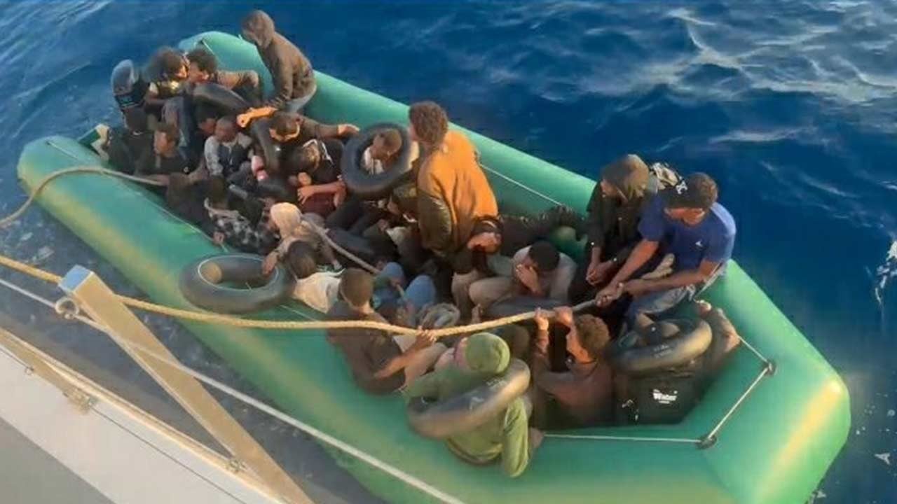 30 göçmeni Türkler kurtardı