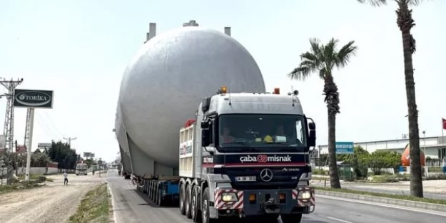 30 metrelik reaktör Adana'ya taşınıyor! 4 gün sürecek
