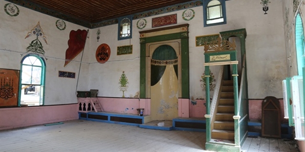 300 yıllık ahşap cami yeniden ayağa kalkıyor