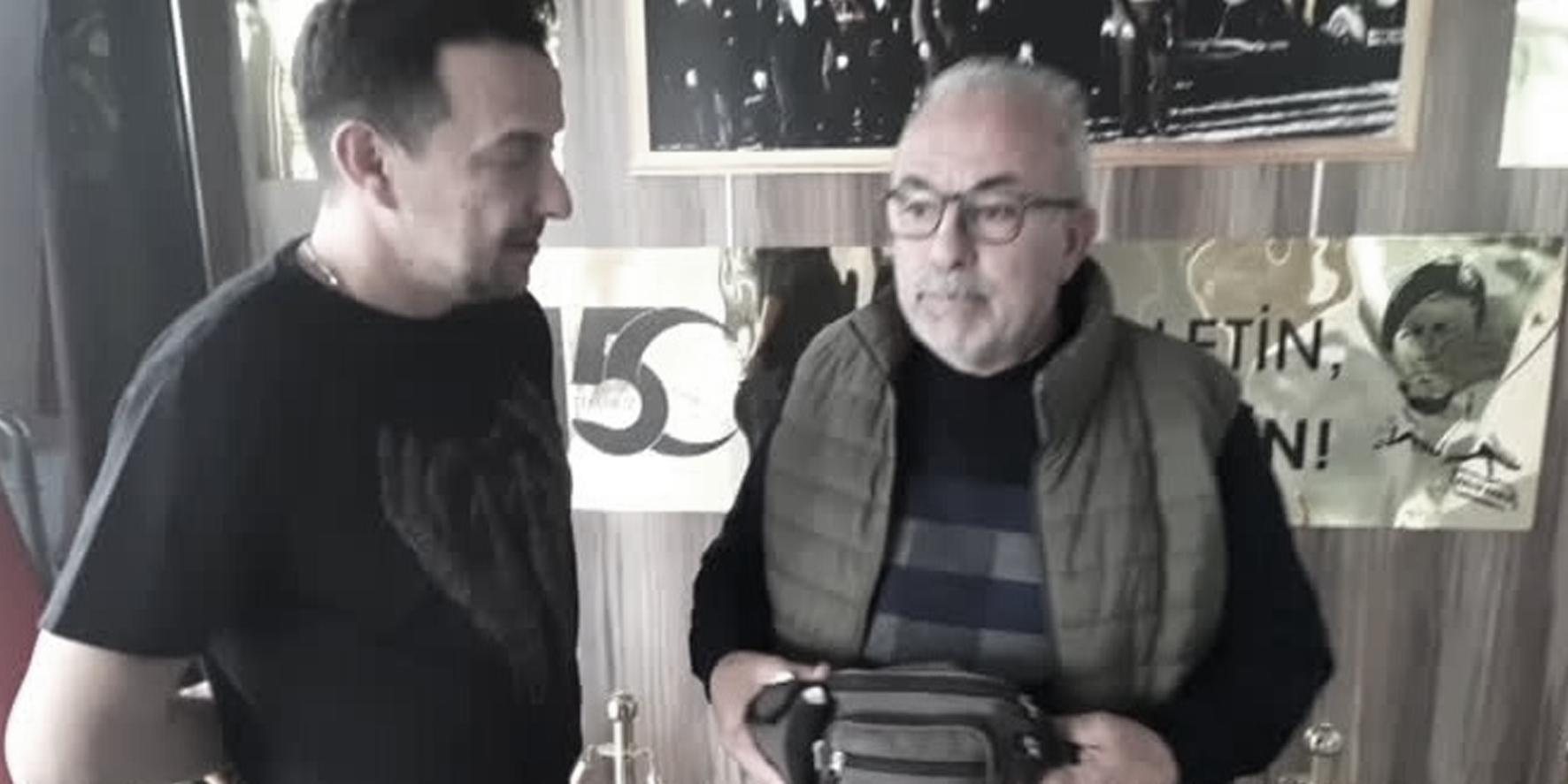 300.000 TL değerinde altın ve para buldu, sahibine...