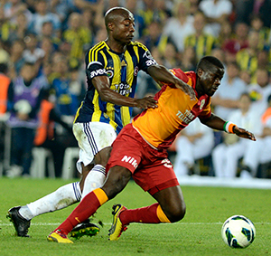 Dev derbi Fenerbahçe’nin : 2-1