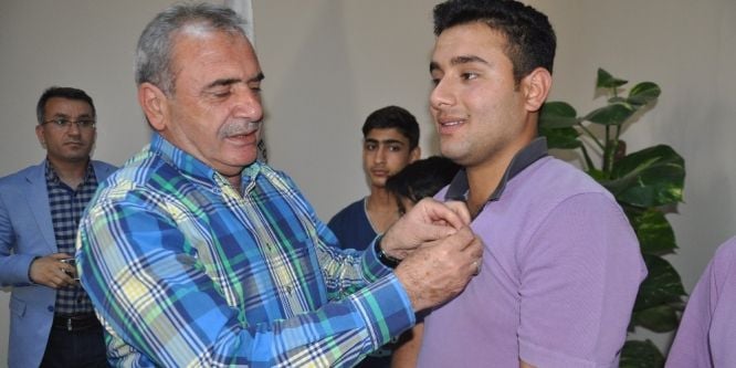 Reyhanlı’da başarılı öğrencilere ödül
