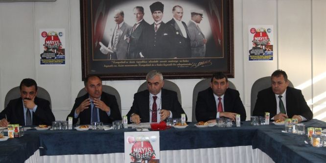 1 Mayıs kutlamaları için hazırlıklar sürüyor