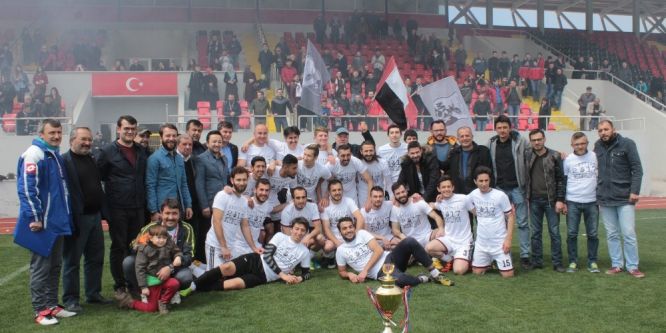 Moymulspor Bölgesel Amatör Lig’e çıktı