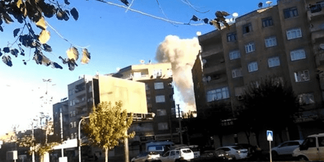Diyarbakır Emniyet Müdürlüğü ek binasında patlama