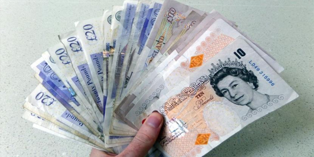 30'una basan tüm vatandaşlara 10 bin sterlin verme çağrısı!