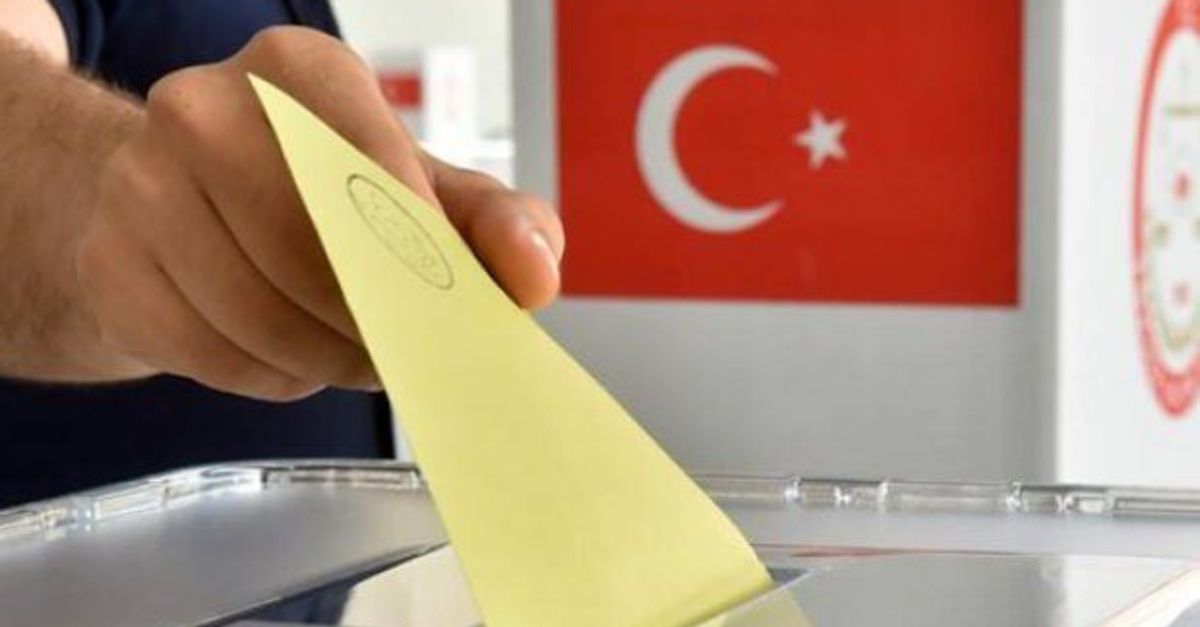 1 milyon 156 kişi ilk kez oy kullanacak... Seçmen sayısında kadınlar erkekleri geçti