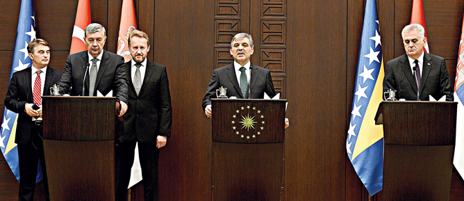 ‘Acılarımızı içimize gömüp geleceğe güvenle bakacağız’