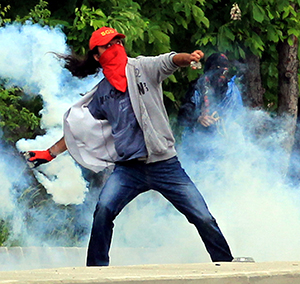 AÜ ve ODTÜ’de gerginlik