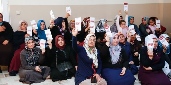 Kadınlardan ‘evet’e tam destek