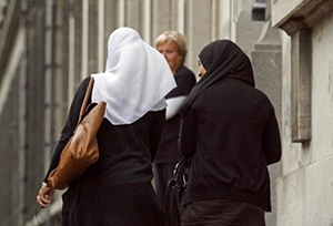 Belçika Danıştayı’ndan başörtüsüne özgürlük