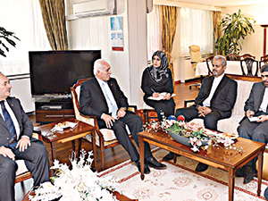 ‘Küresel emperyalizm fitne peşinde’